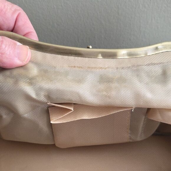 Floral Embroidered Clutch Bag - Gray and Brown - Picture 6 of 11